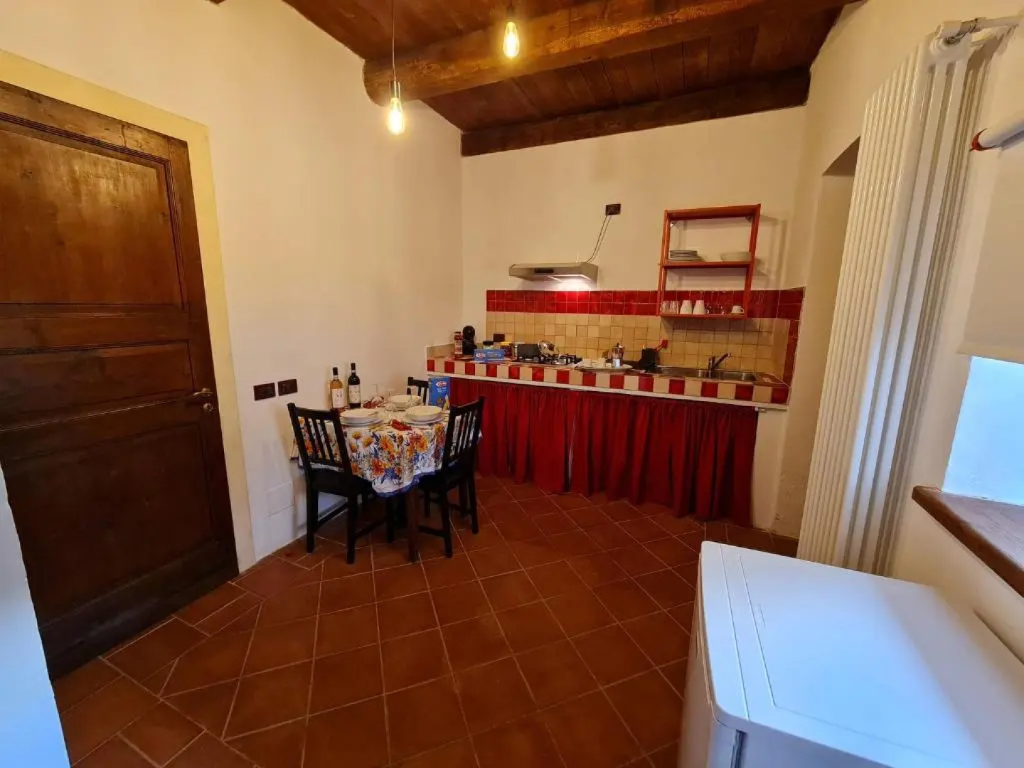 Agriturismo 6 appartamenti 25 posti letto
