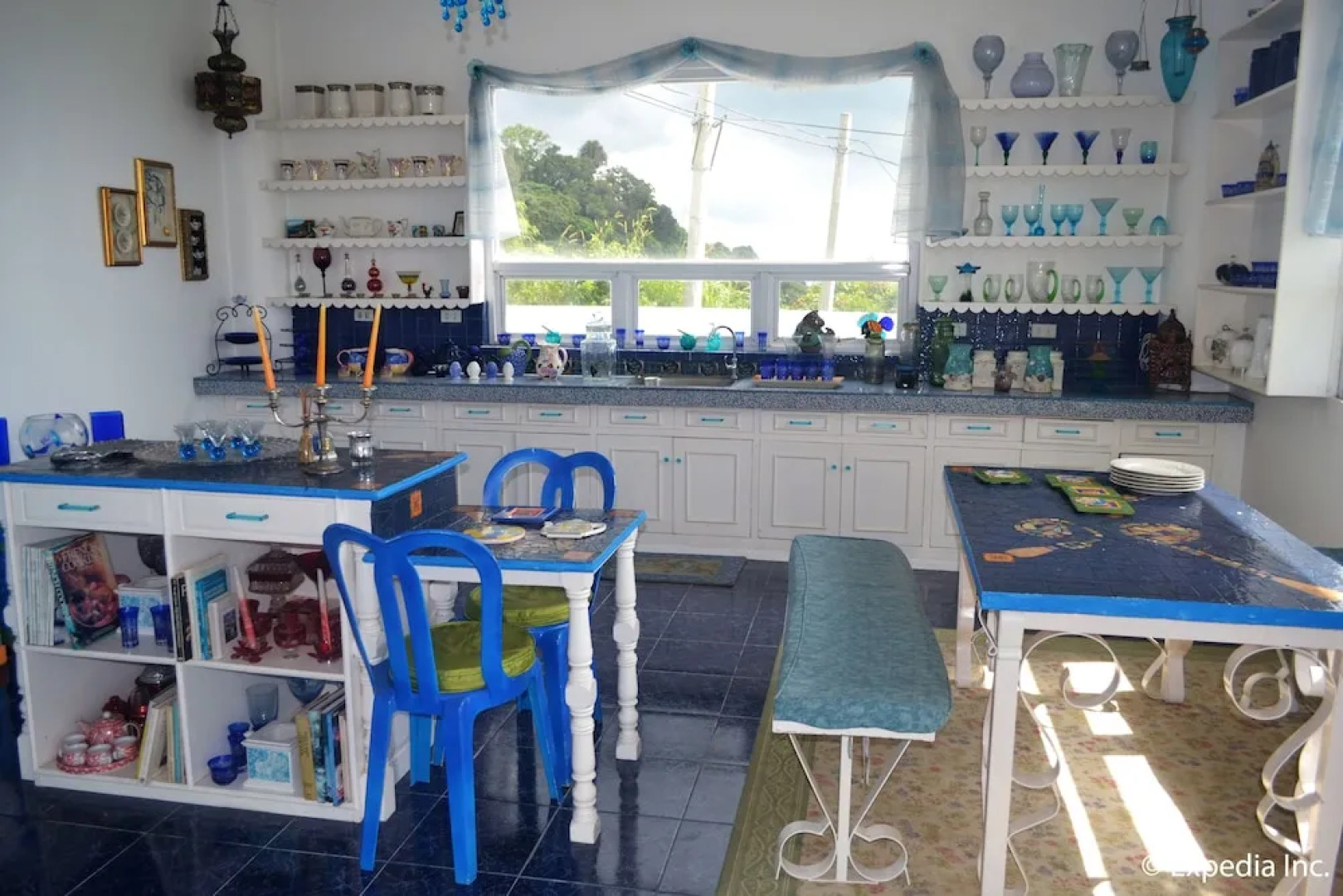 Costiera Fermiliana Tagaytay