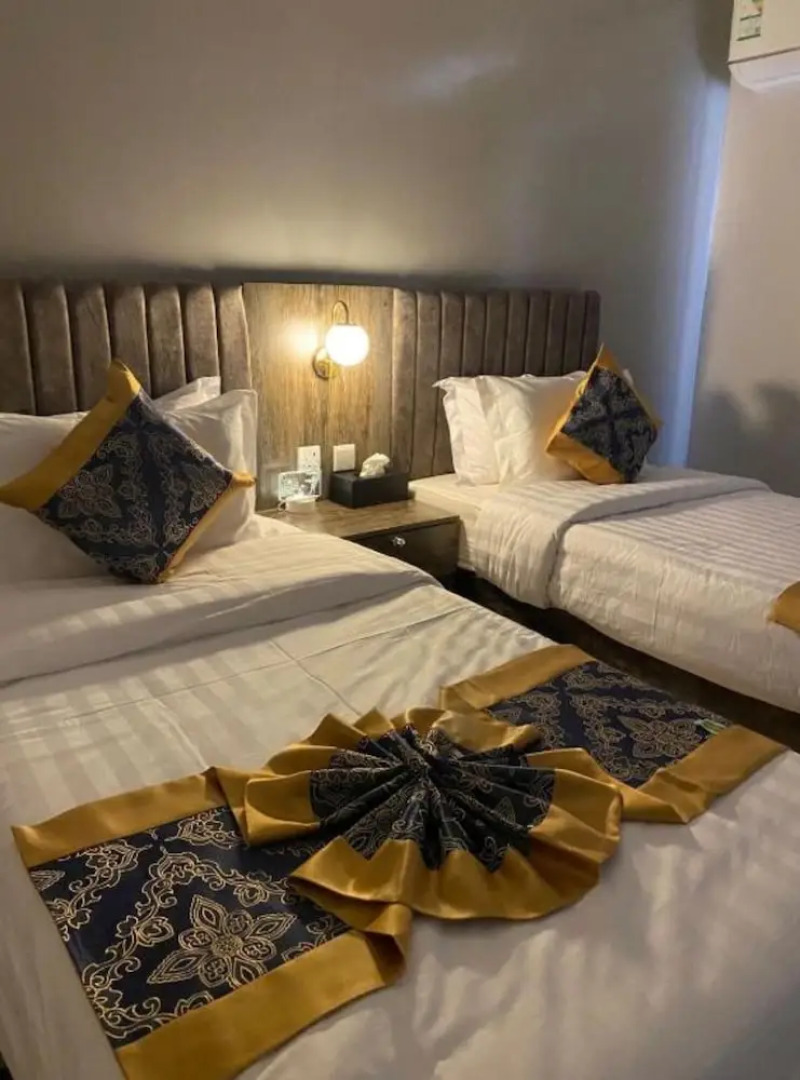 Desert Paradise Hotel