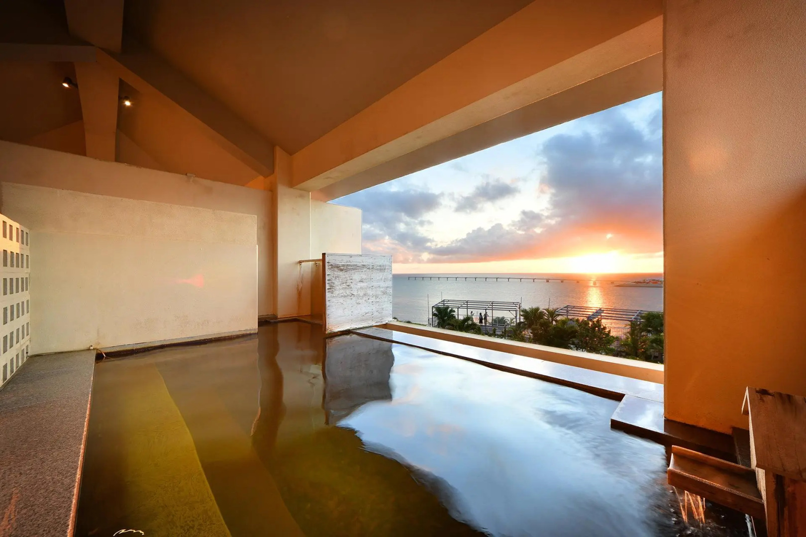 Ryukyu Onsen Senagajima Hotel