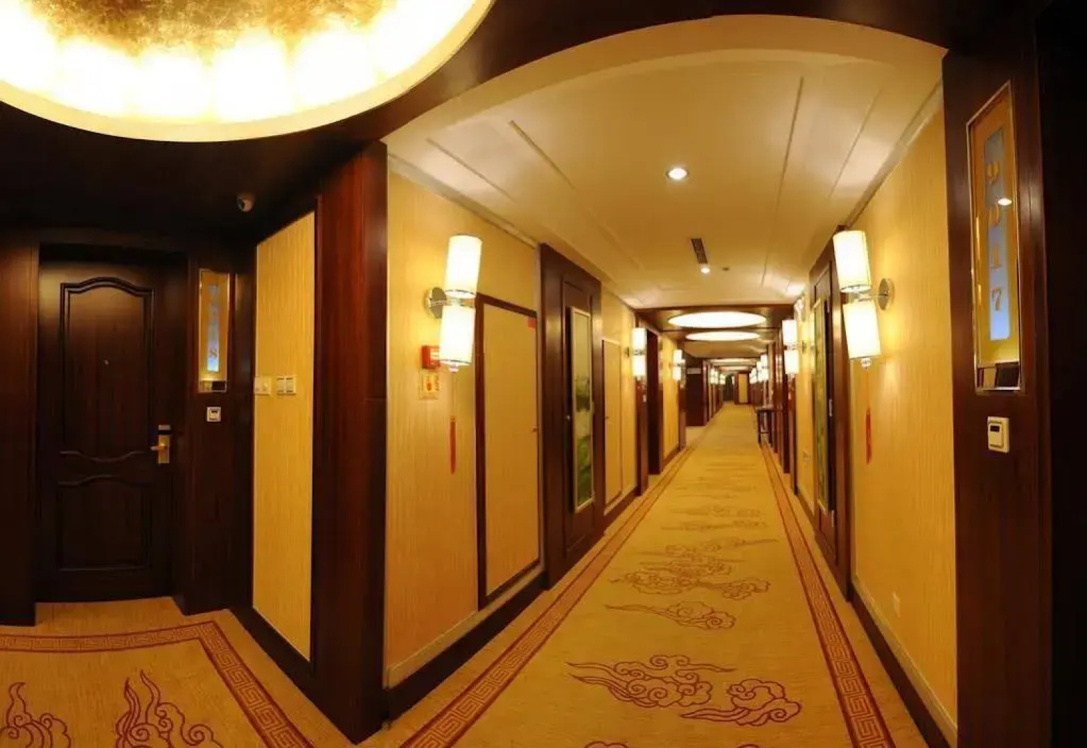 Zhong Heng International Hotel
