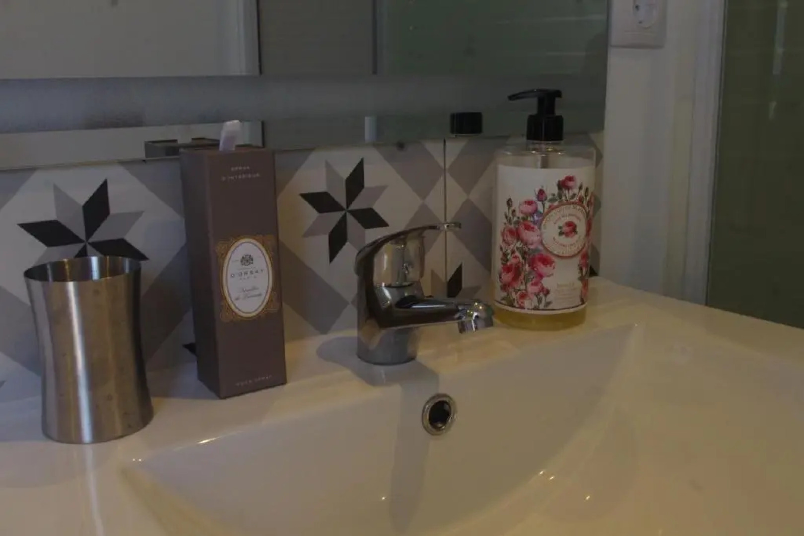 Chambres d'hôtes "HOR DAGO" près de la gare d'Hendaye avec le petit-déjeuner et des vélos