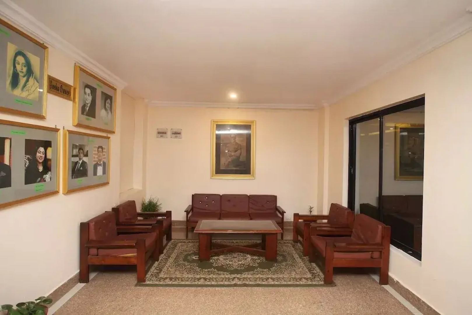 Capital O 699 Hotel Sneha