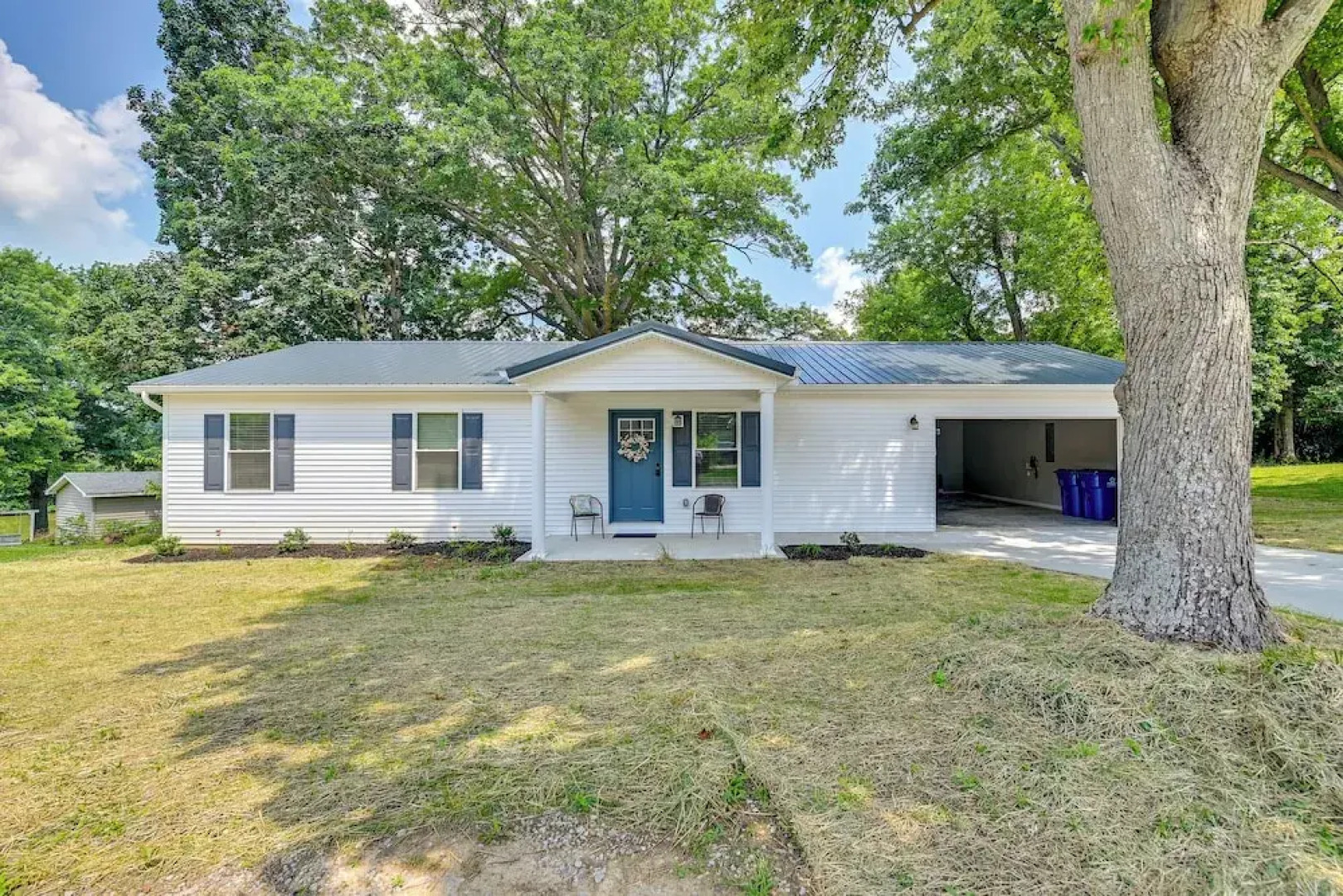 Serene Dry Ridge Vacation Rental w/ Nearby Fishing