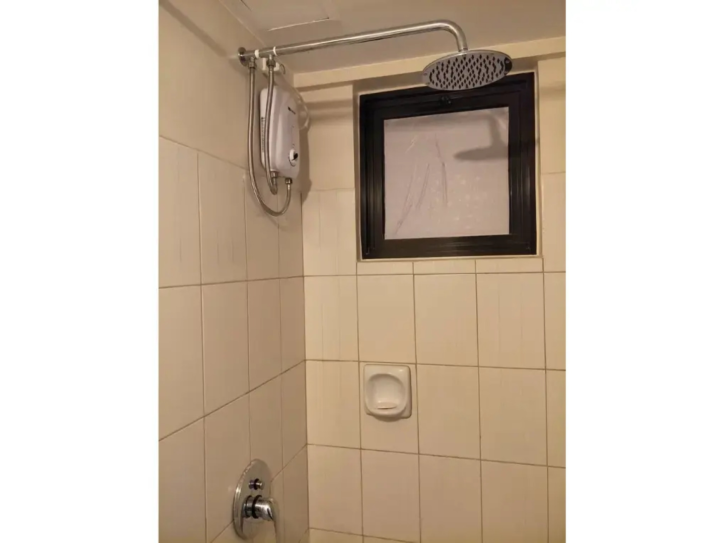 The Redwoods SM Fairview with Balcony Quezon City,Metro Manila Philippines