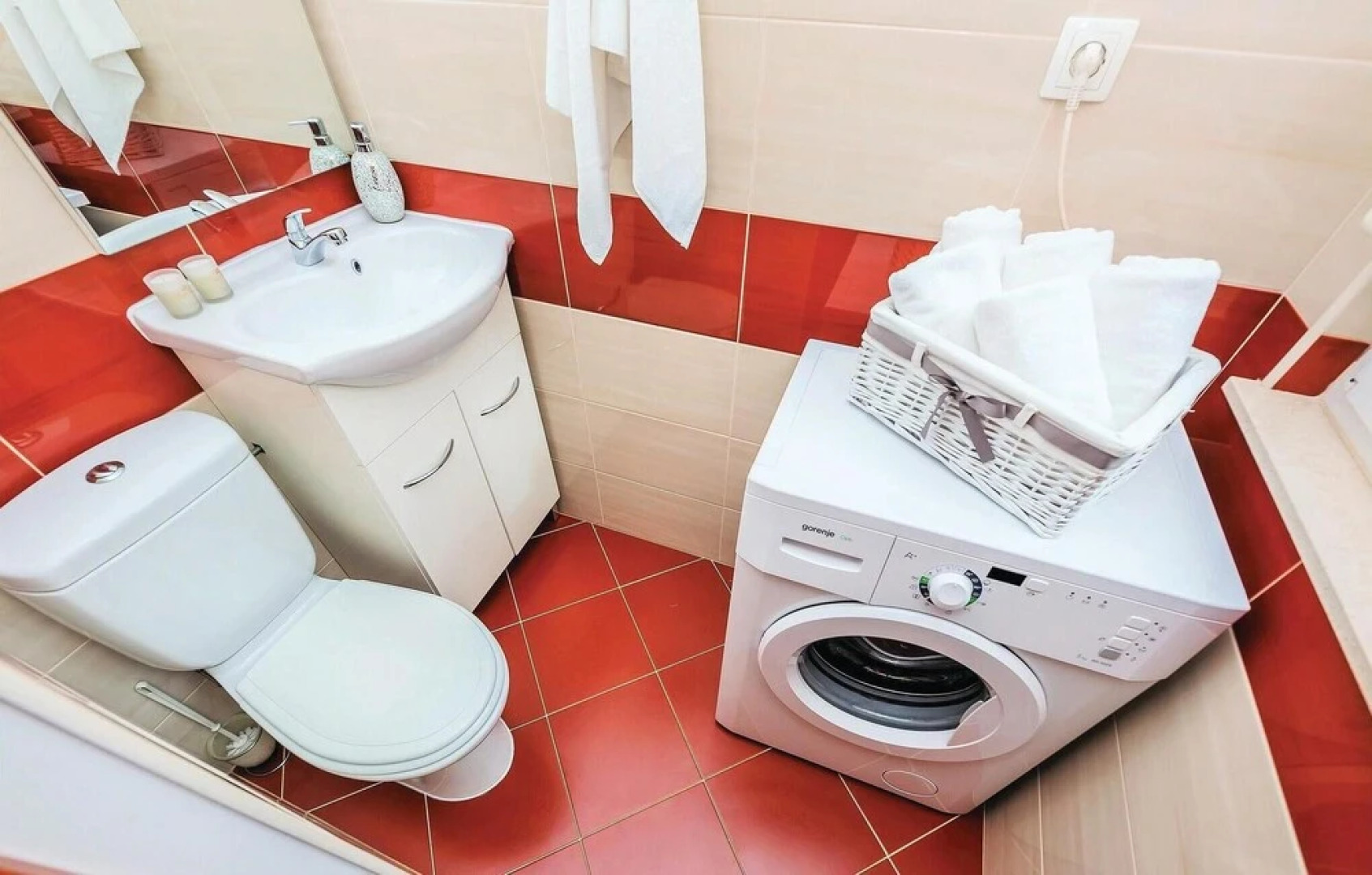 Amazing Home in Kastel Novi With Sauna, Wifi and 9 Bedrooms