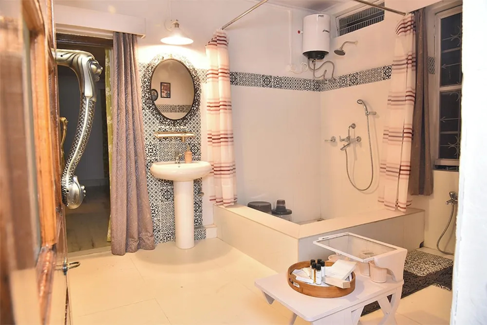 The Baradighi Bungalow - A Heritage Tea Resort