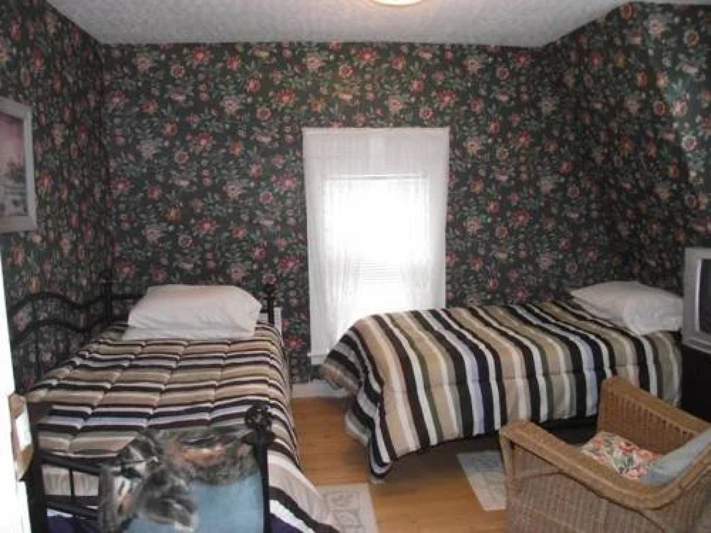 Water Street Lighthouse Bed And Breakfast