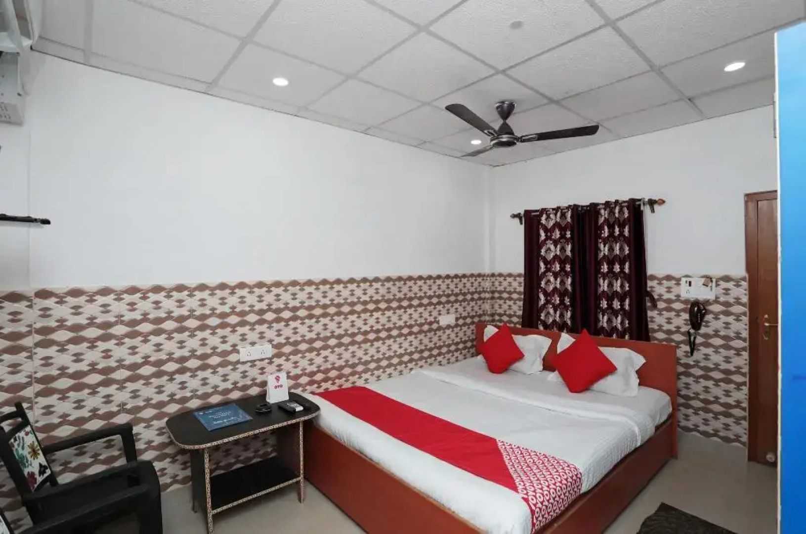 Varsha Resort By OYO Rooms