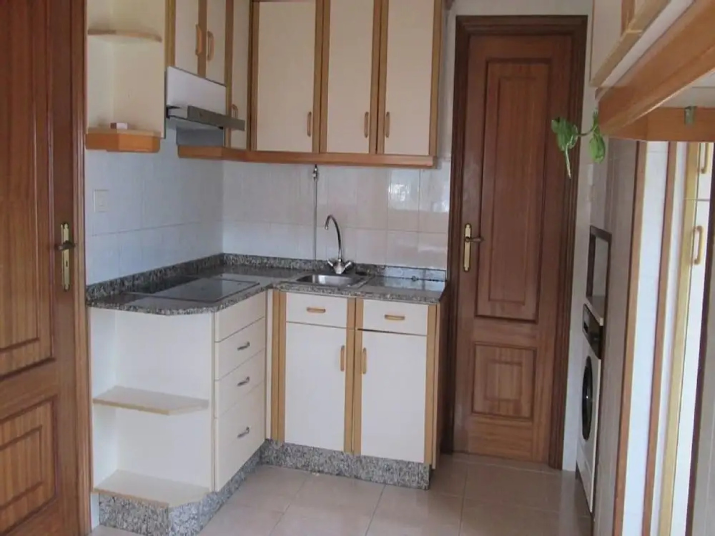 Galicia 100424 3 Bedroom Apartment By Mo Rentals