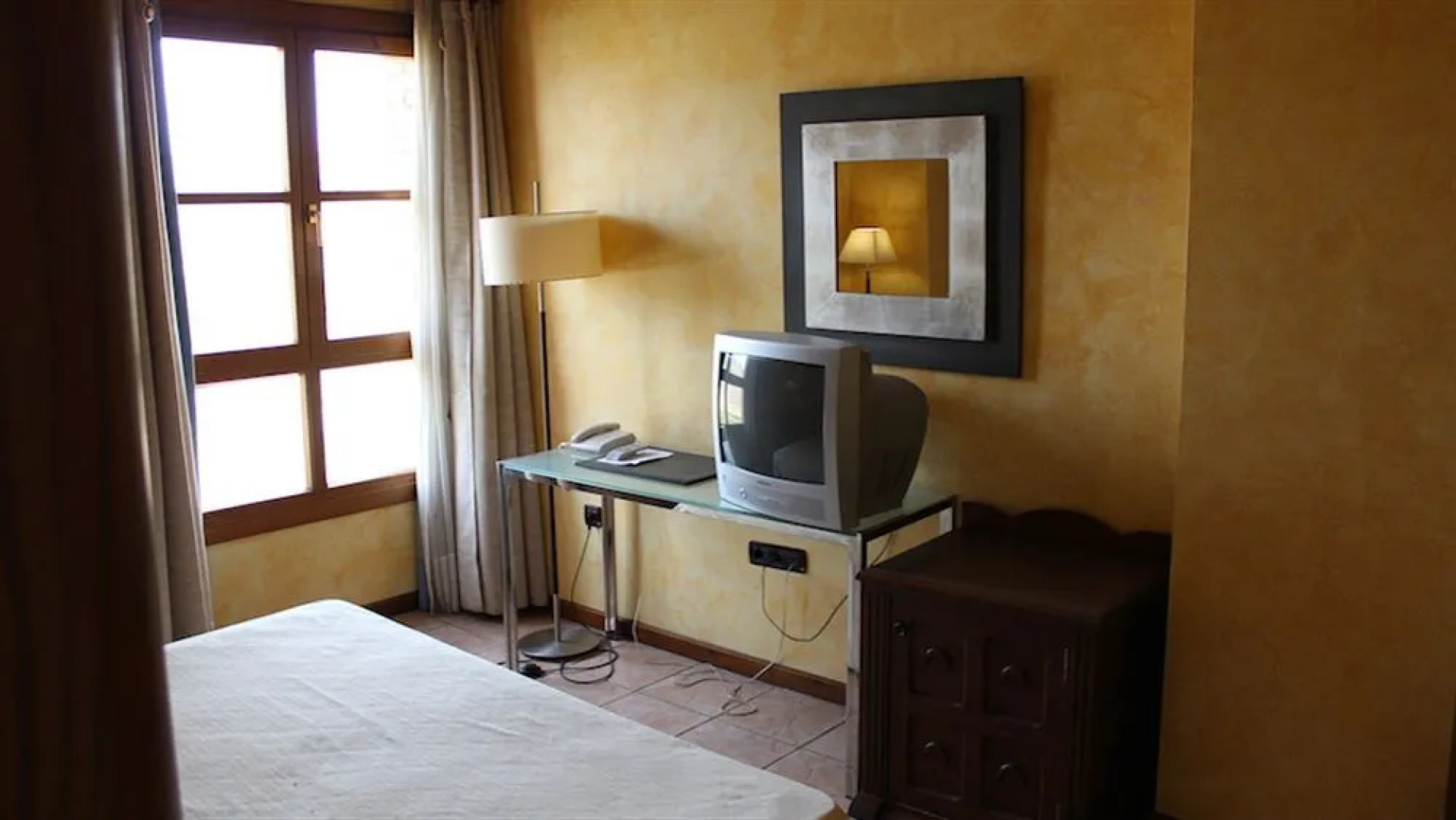 Hospedería Papa Luna