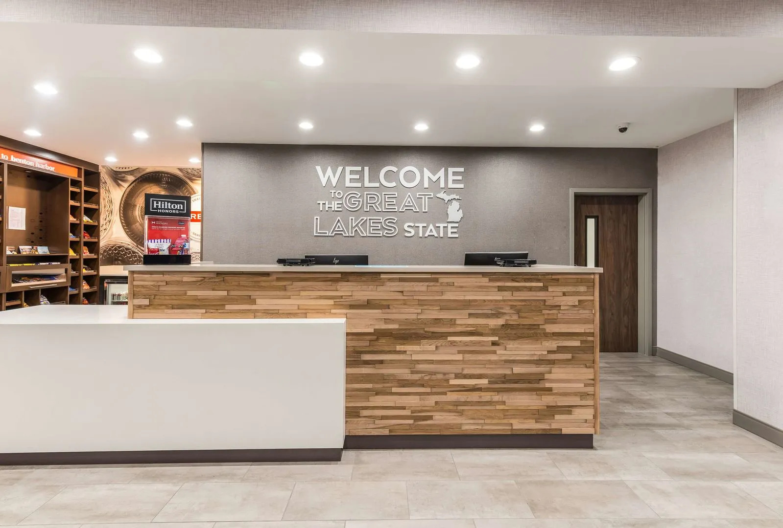 Hampton Inn & Suites Benton Harbor