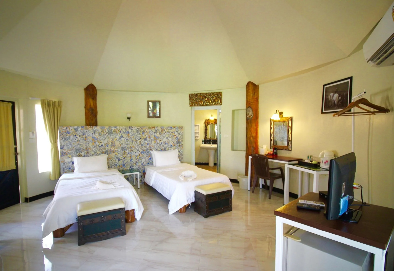 Yoko River Kwai Resort