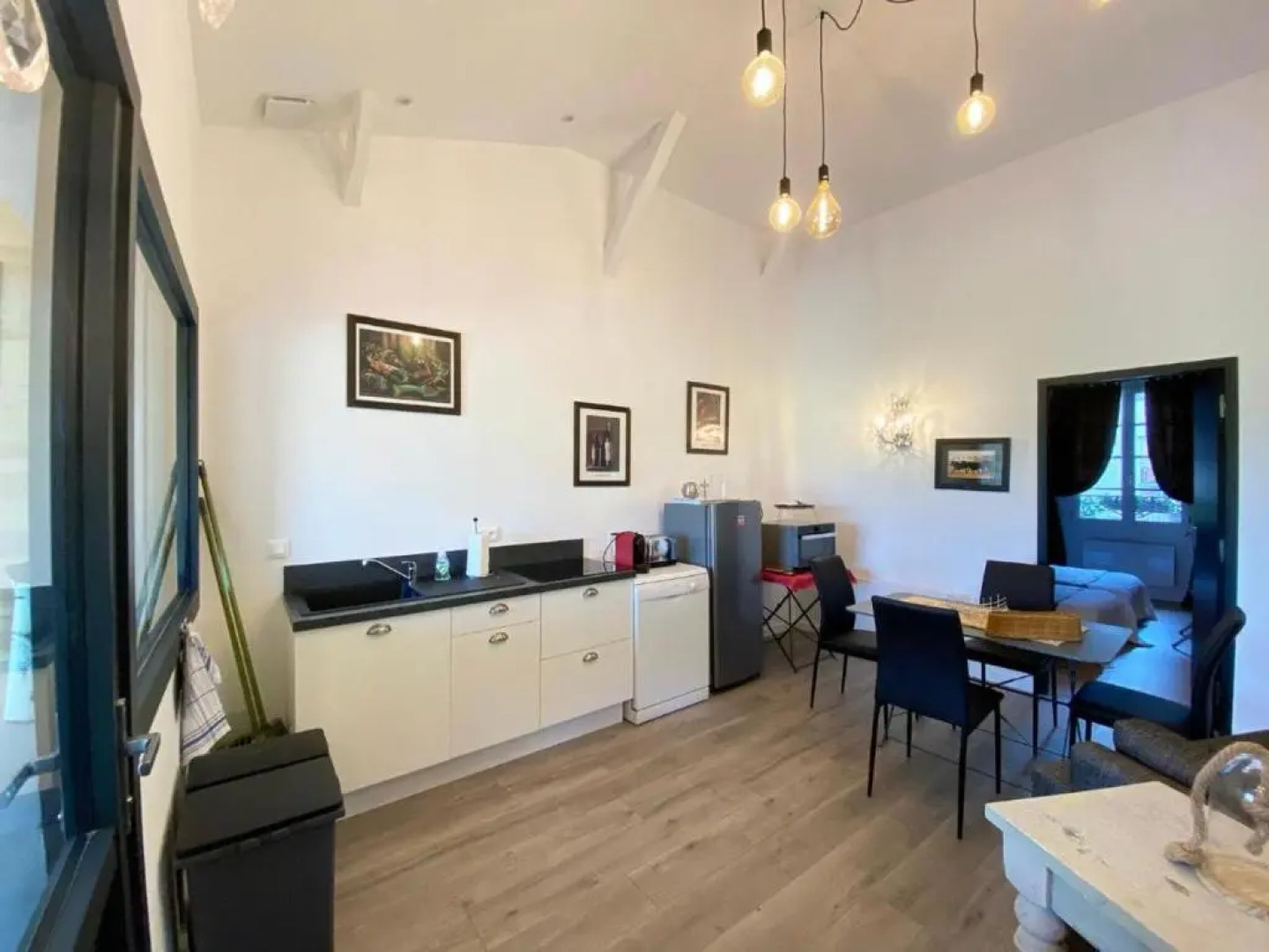 Villa de 2 chambres avec piscine privee terrasse amenagee et wifi a Lisle sur Tarn