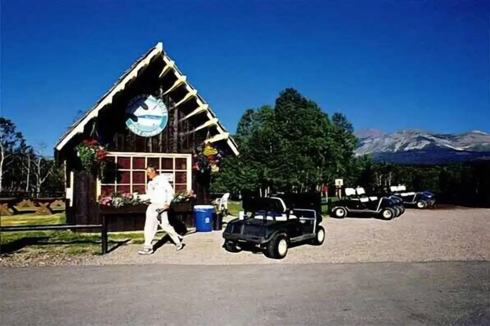 Glacier Park Lodge