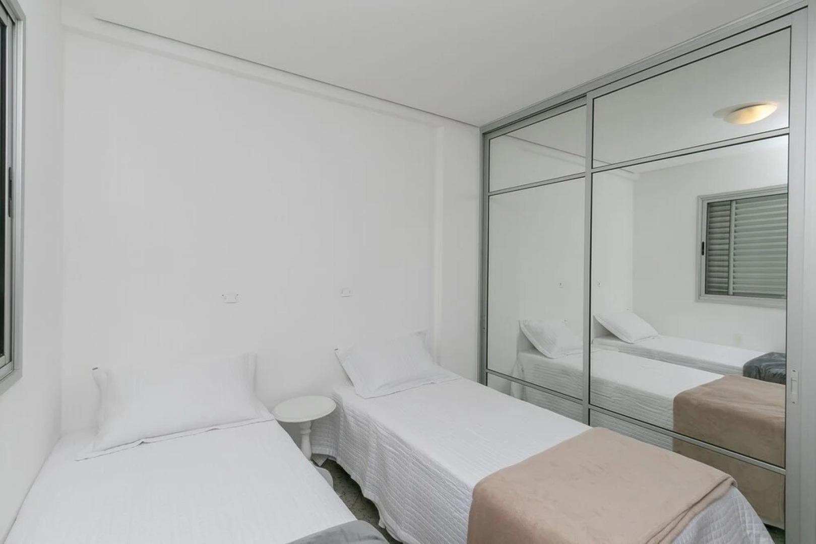 2 quartos no Vila da Serra