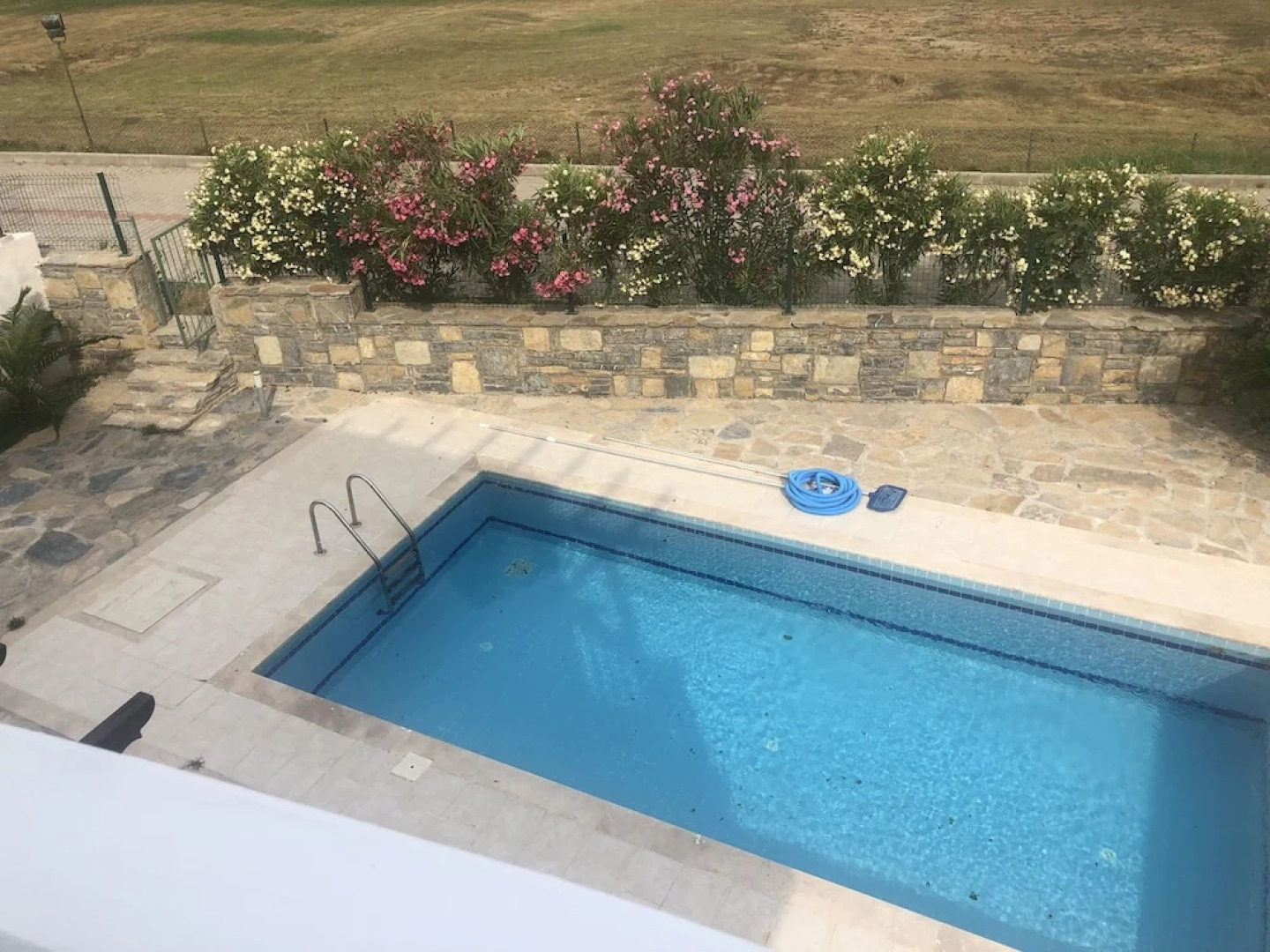 Flamingo Country Club Apartment Complex