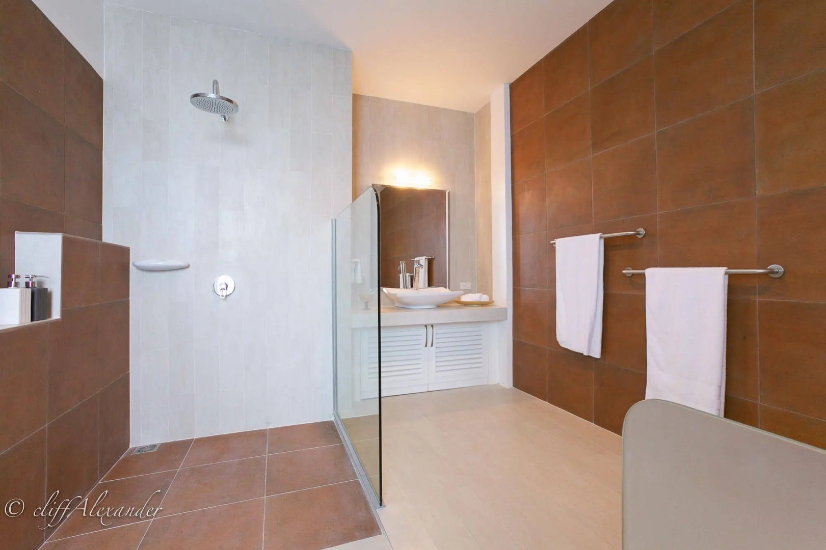 Summer Luxury Beach Resort and Spa