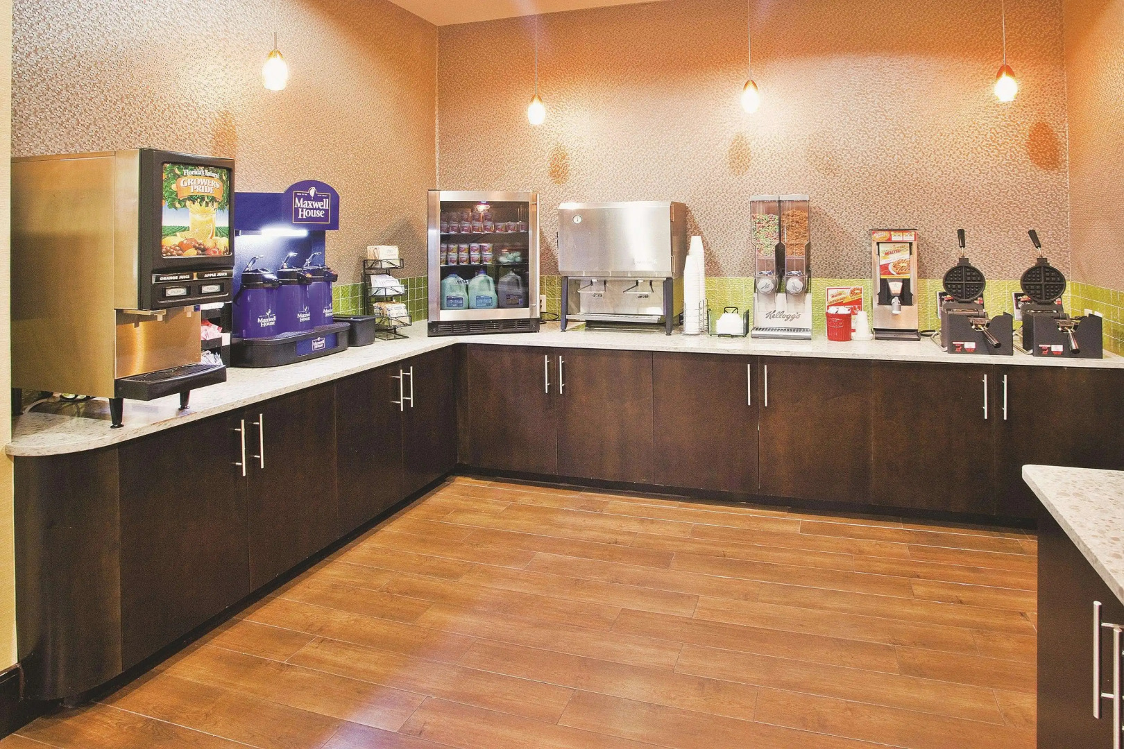 La Quinta Inn & Suites by Wyndham Hinesville - Fort Stewart