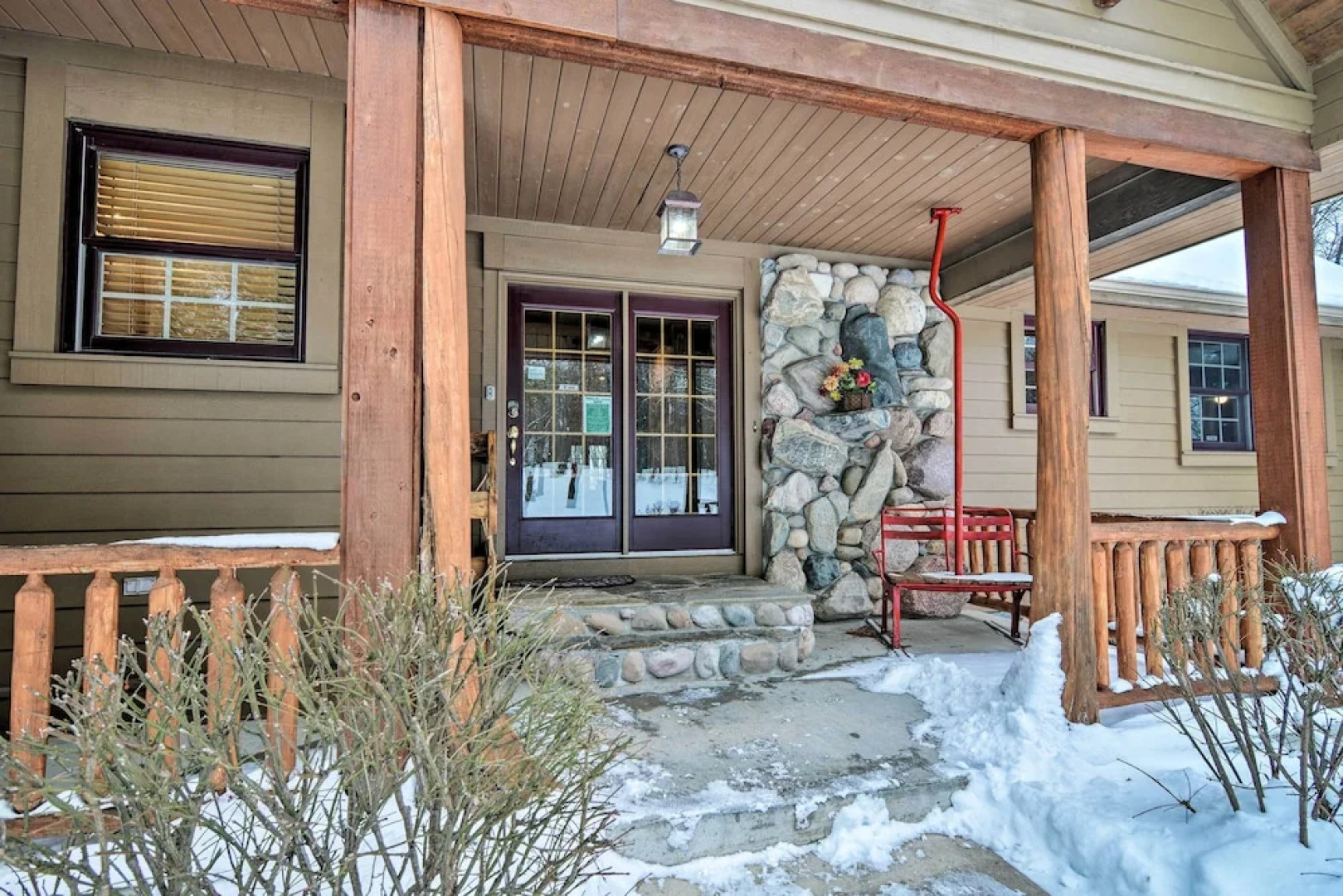 Ski & Golf: Northern Retreat w/ Game Room!