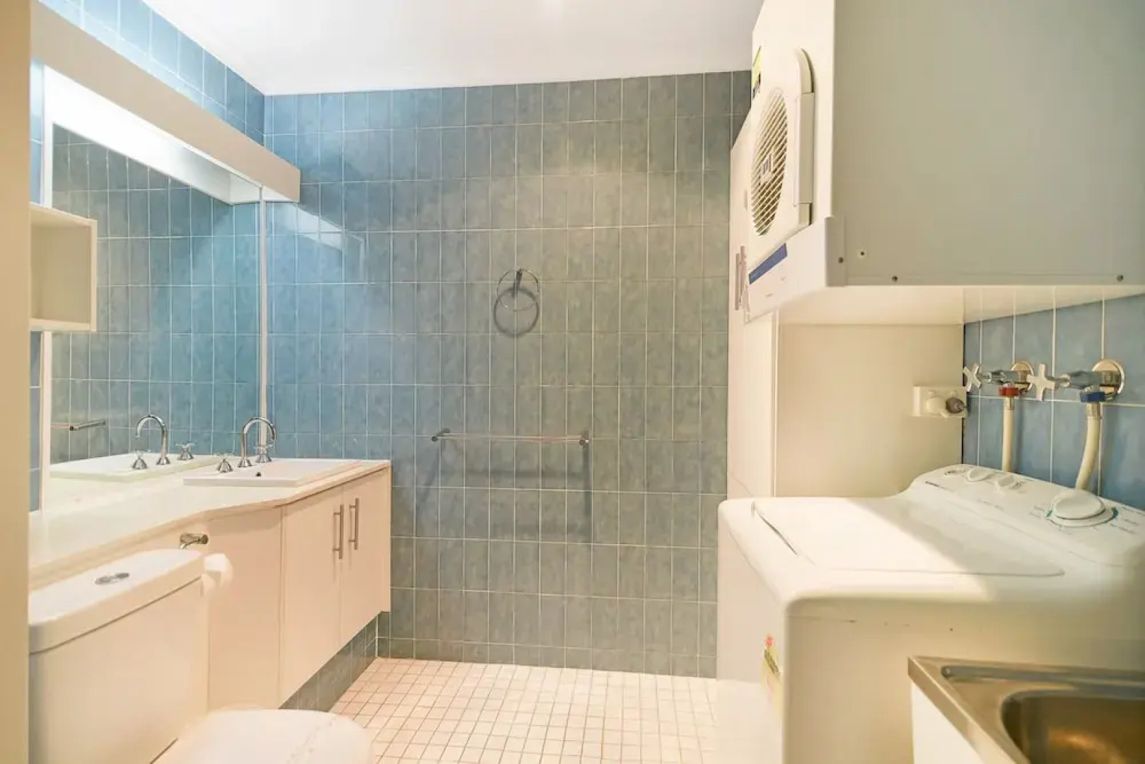 Kari 3 - 3/7 Peregian Esplanade