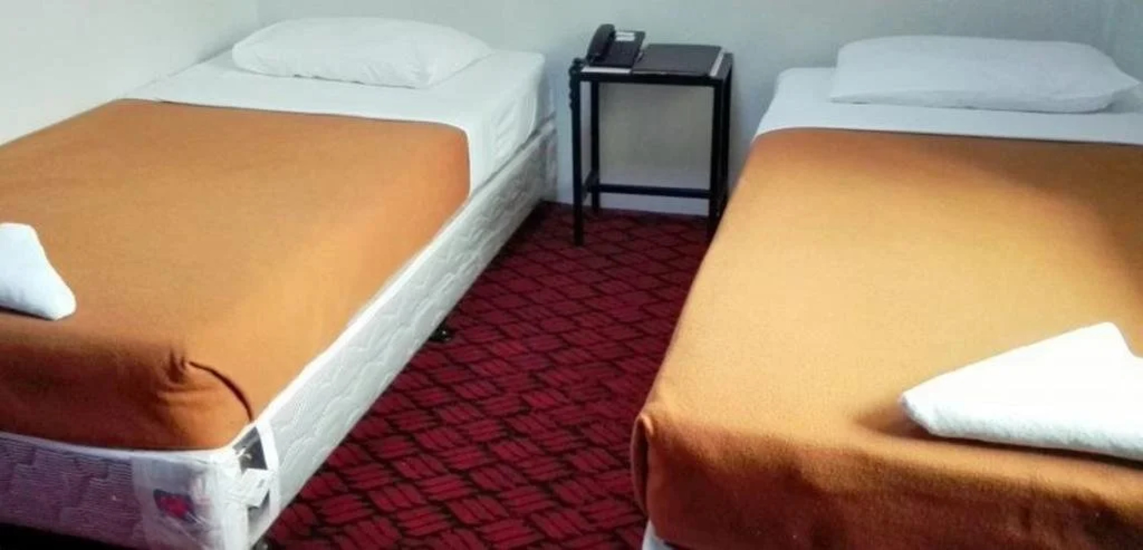 Shwe Than Lyin Hotel & Restaurant