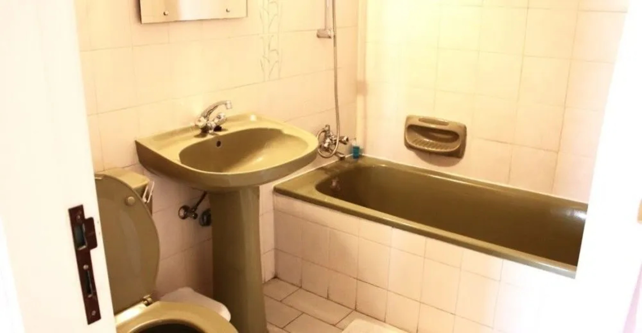 River Beach Apartments