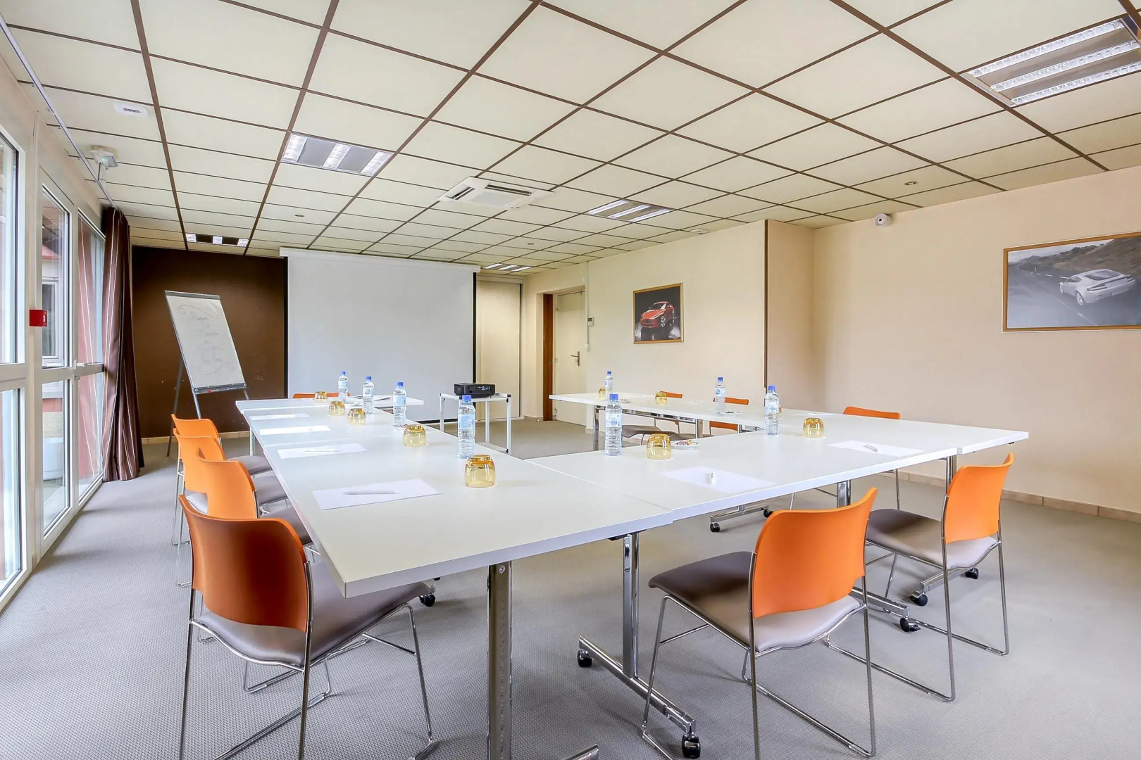 Brit Hotel Les Evens