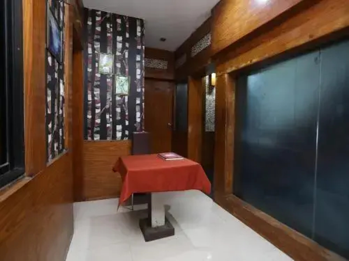 OYO 28644 Hotel Nilanjana