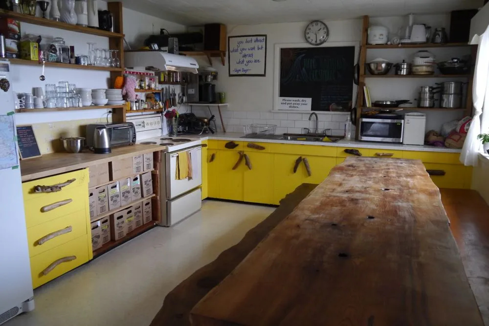 Tofino Travellers Guesthouse