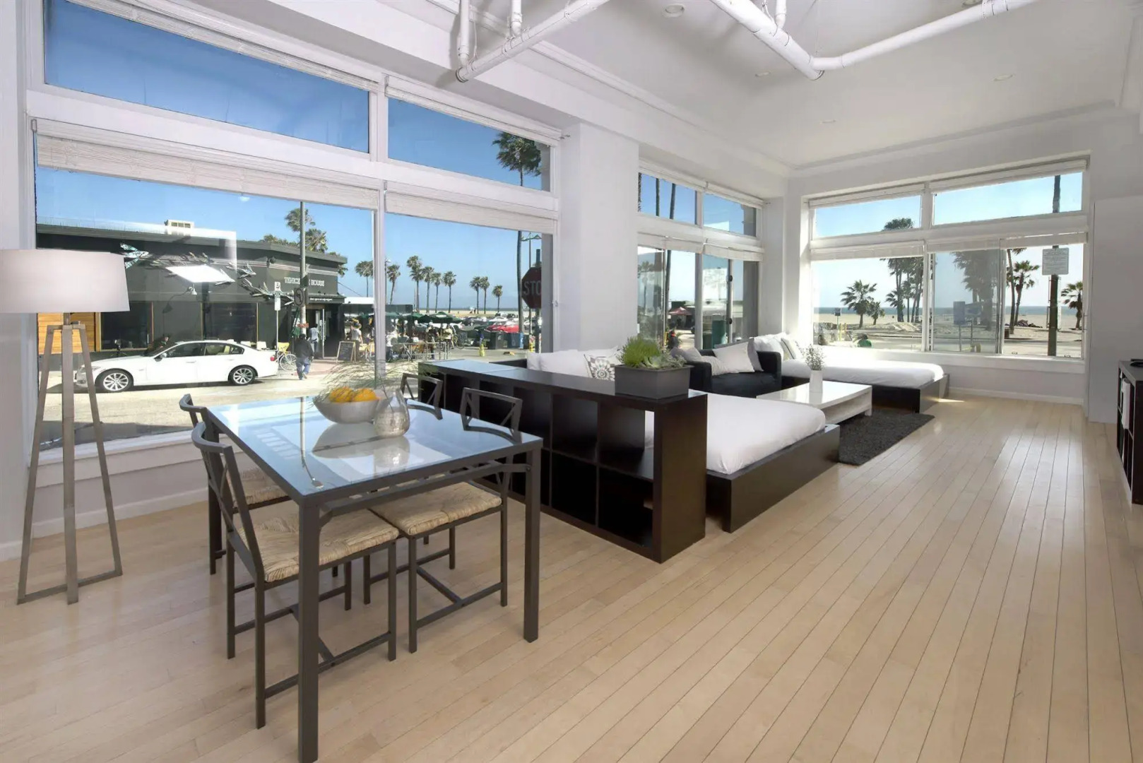 Air Venice on the Beach