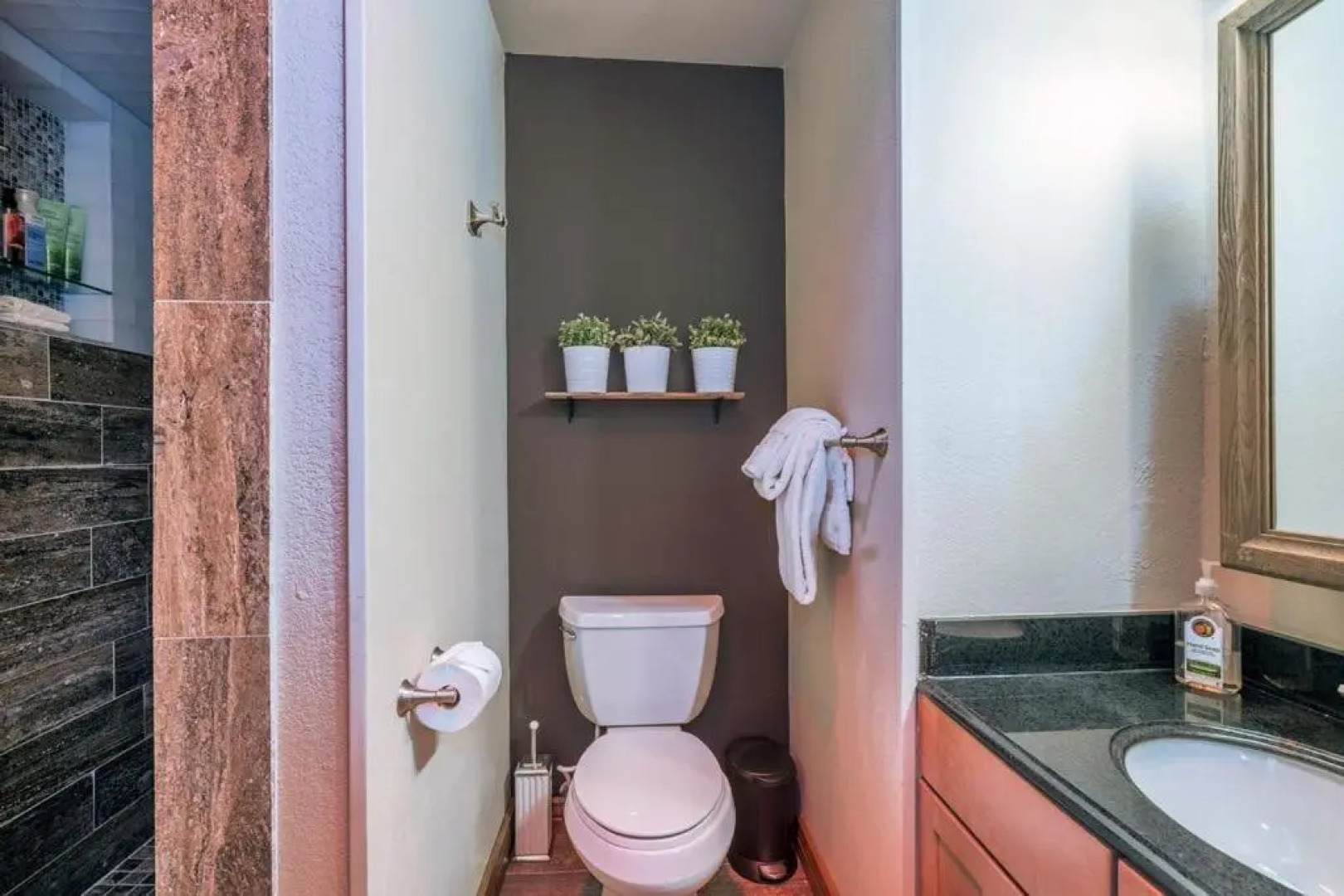 Lulu 6P - A Sophisticated Condo