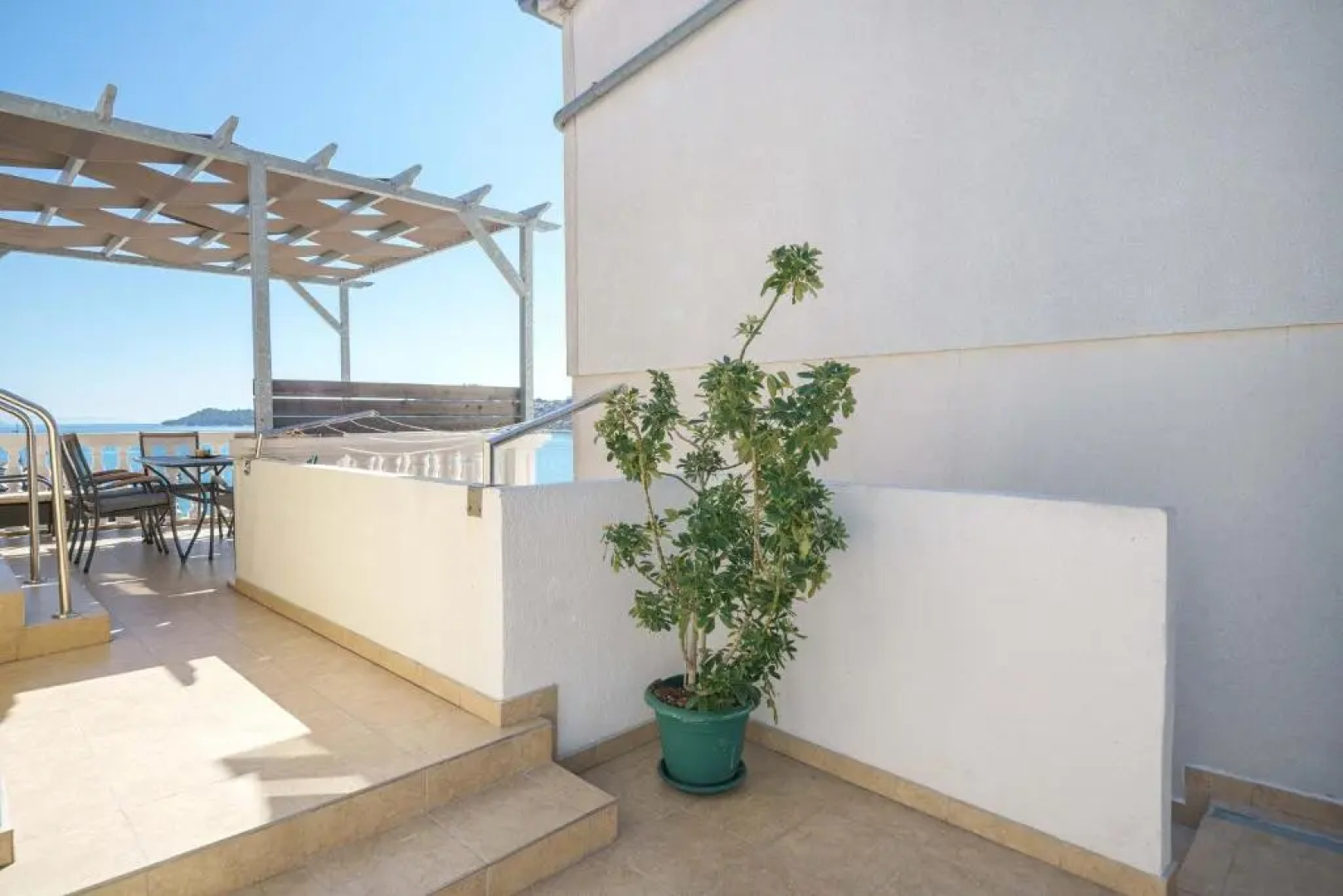 Apartments by the sea Tribunj, Vodice - 4174