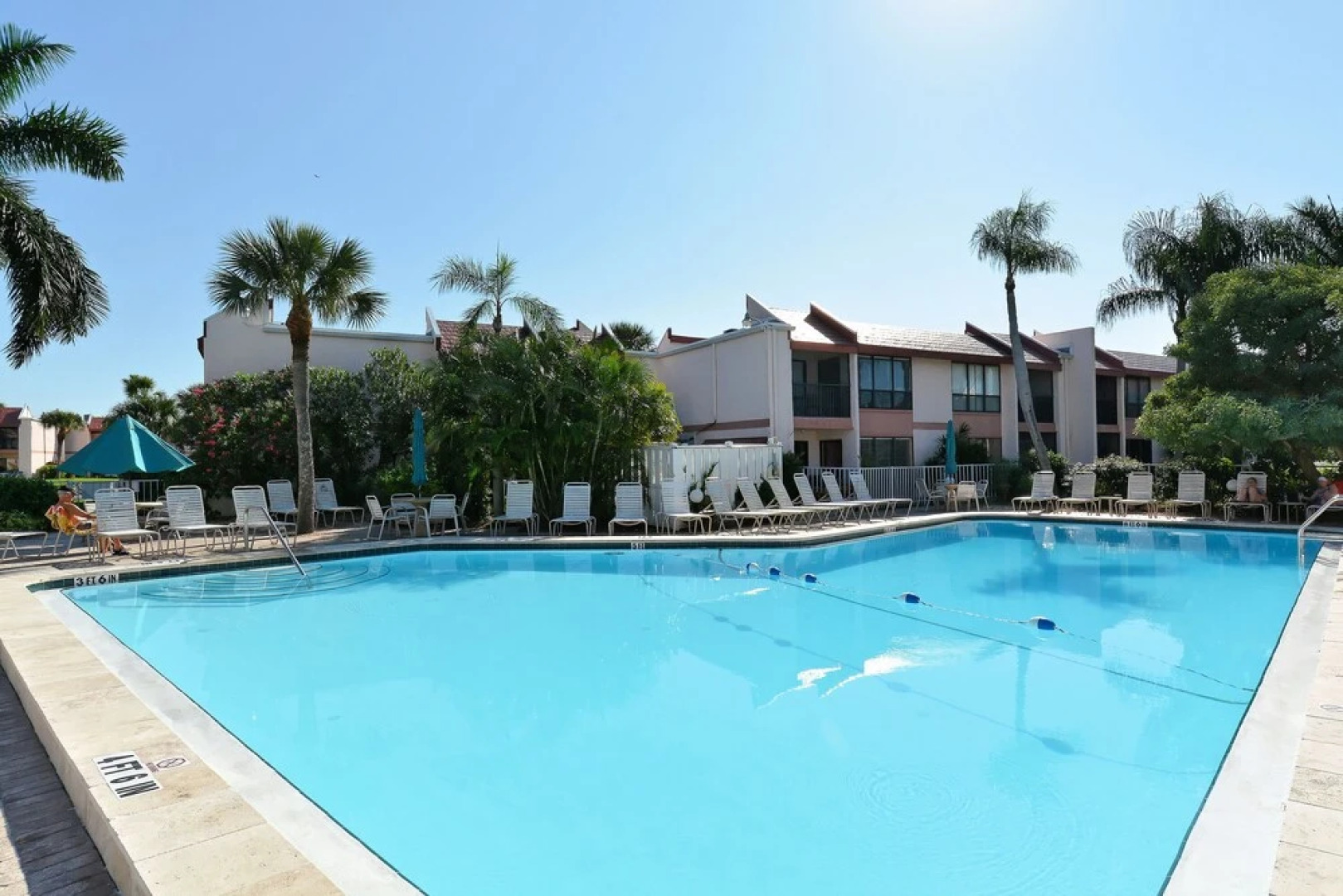 Runaway Bay Resort by BBG