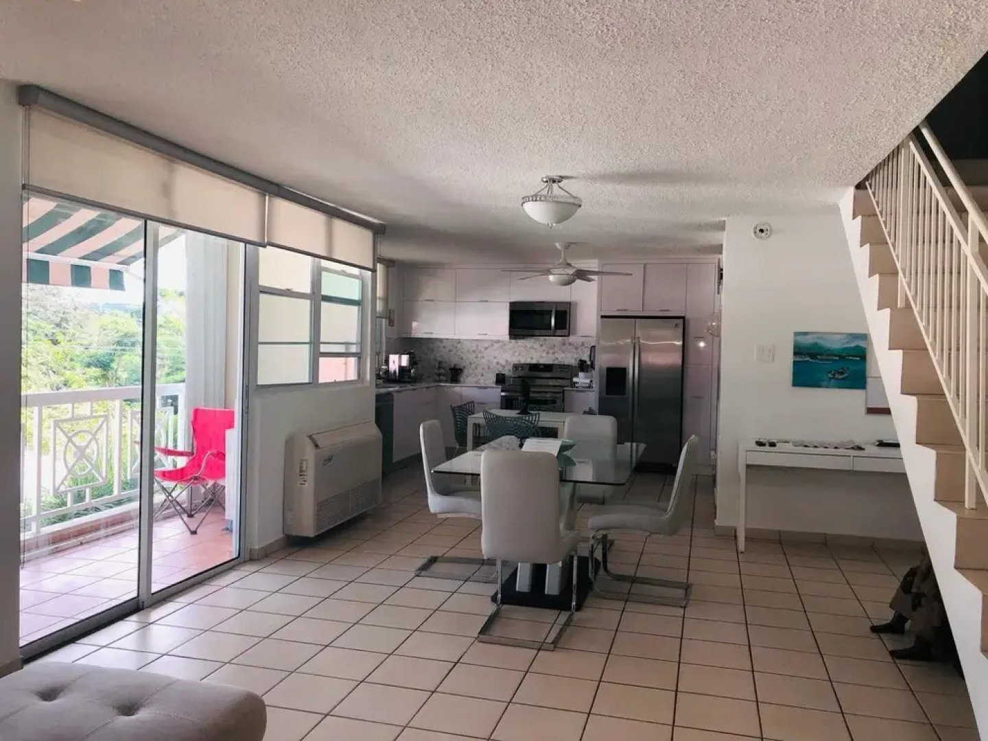 Suburb Pethouse Apartment