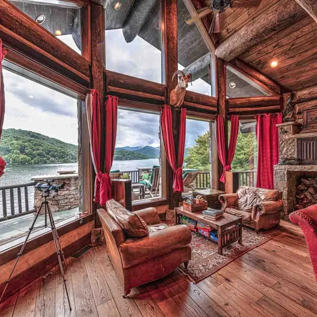 Forge Lake Lodge in Topton