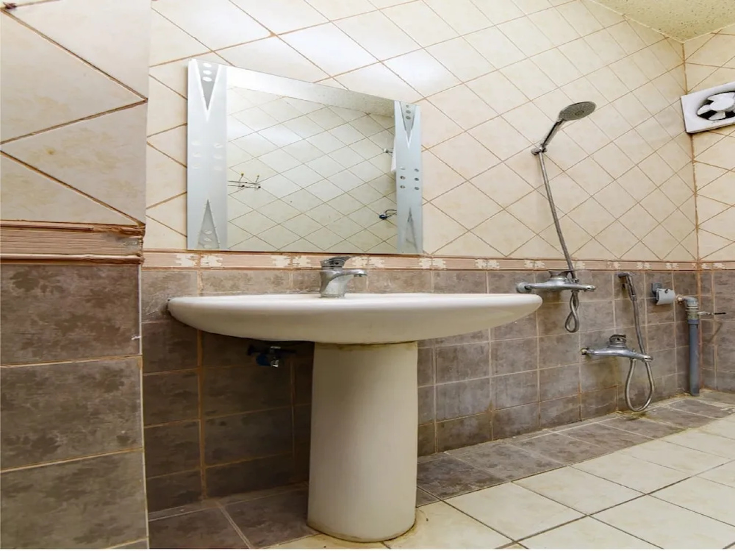 Oyo 382 Najmat Alafg Furnished Apartment