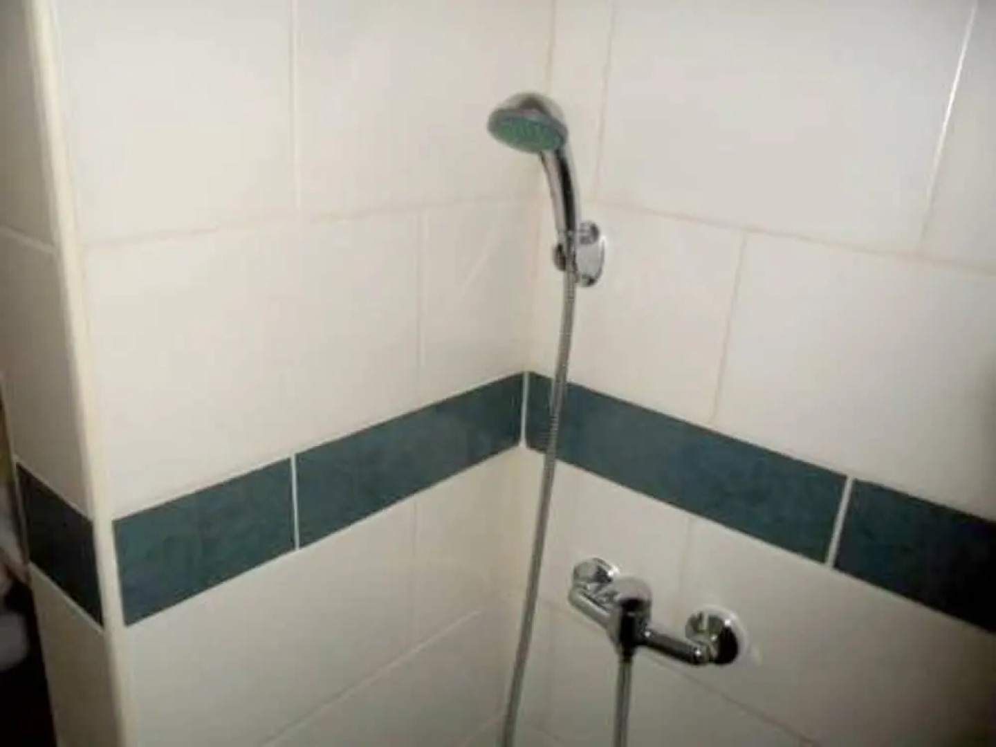 House With 4 Bedrooms in Kutina, With Enclosed Garden and Wifi