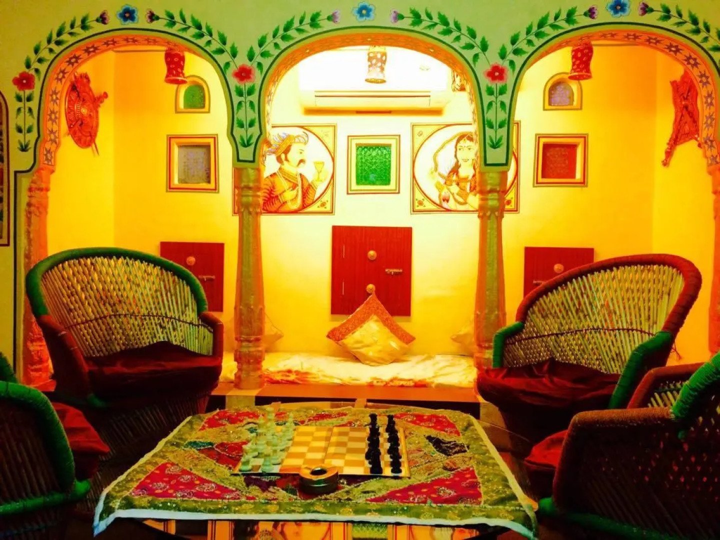 Hotel Khandaka Mahal