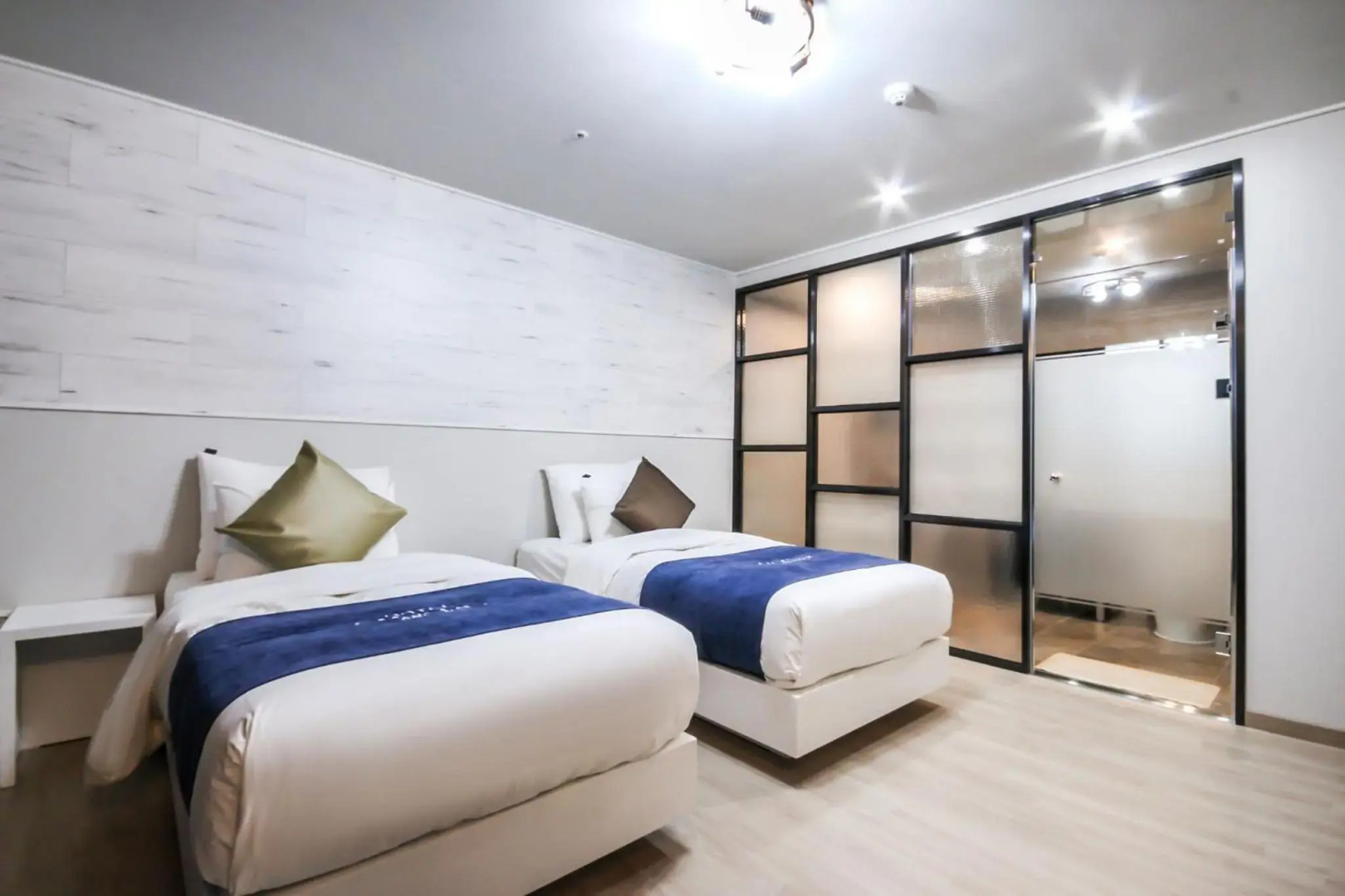 Andong CM Park Hotel