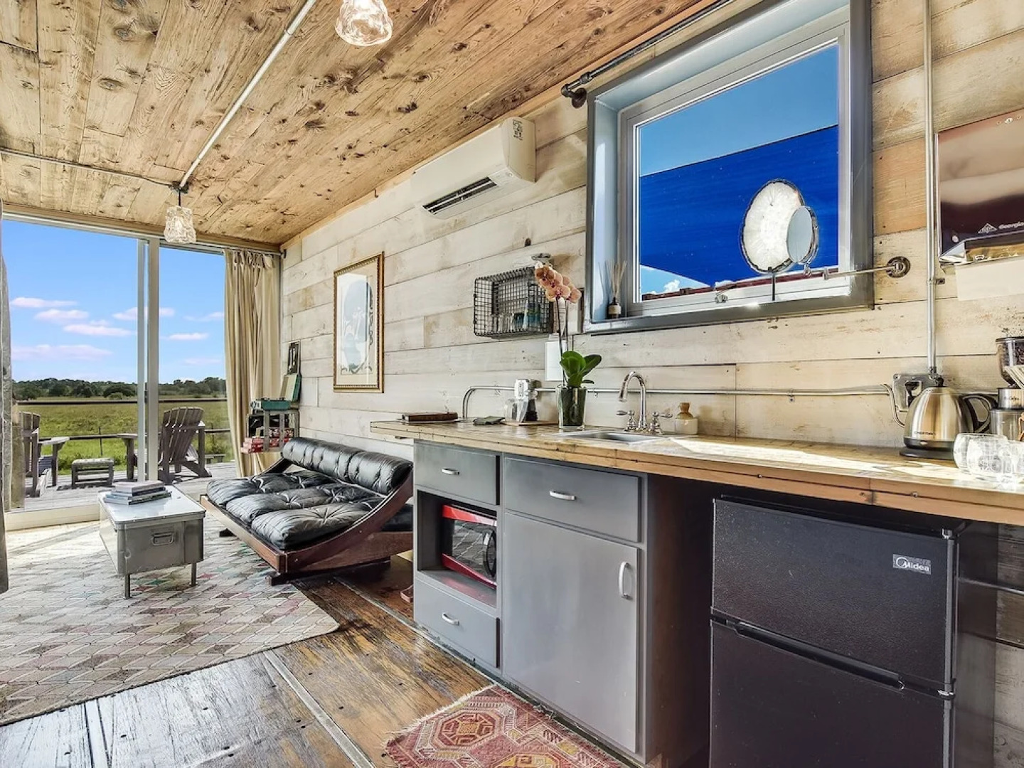 Flophouze Shipping Container Hotel