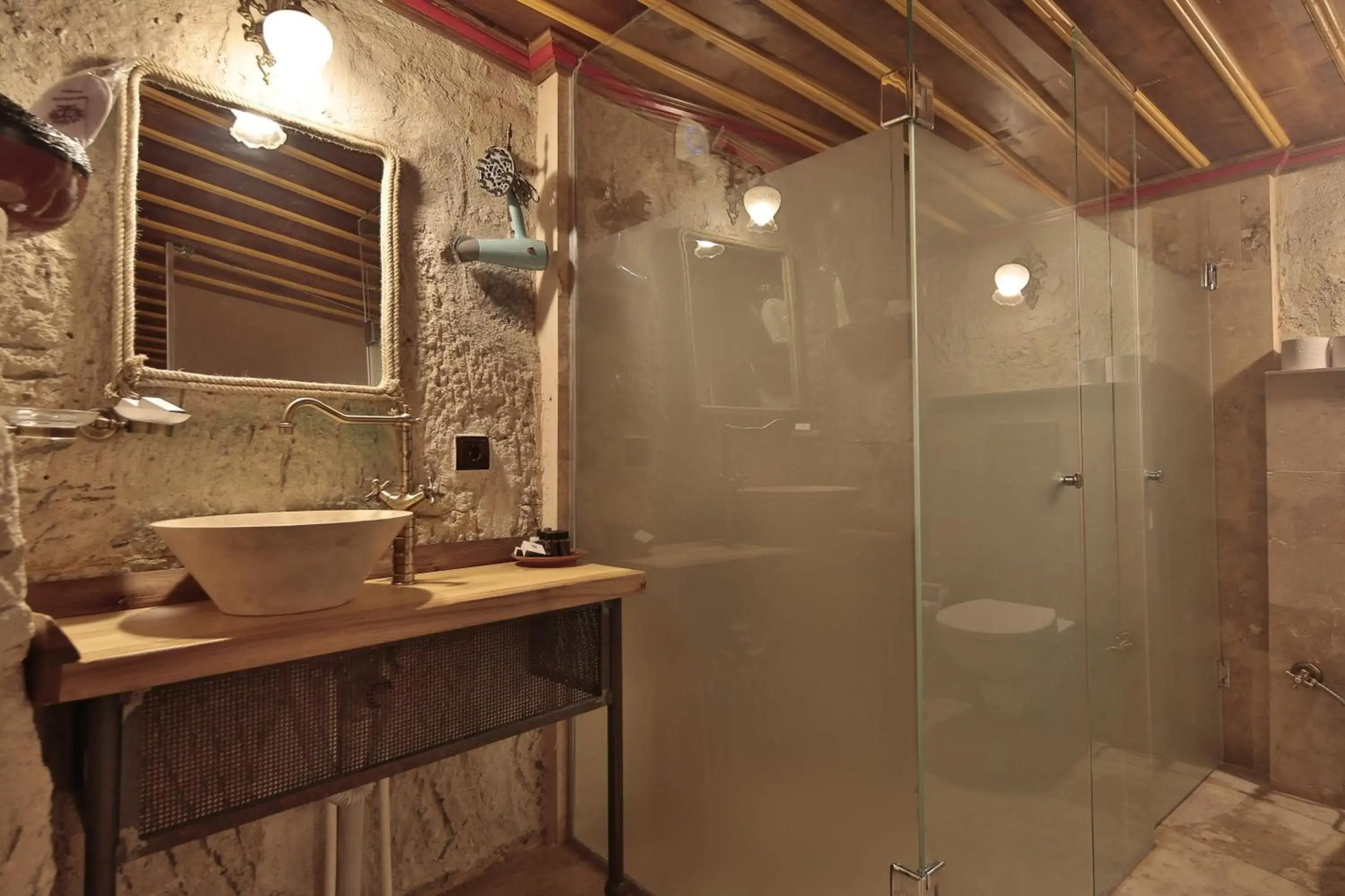 Aren Cave Hotel & Art Gallery