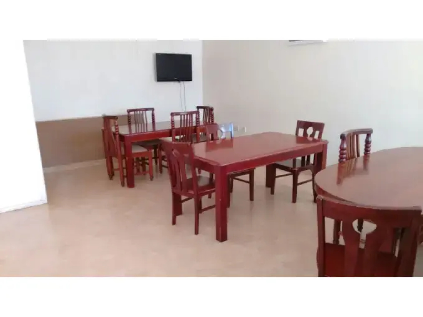 United Motel Entebbe