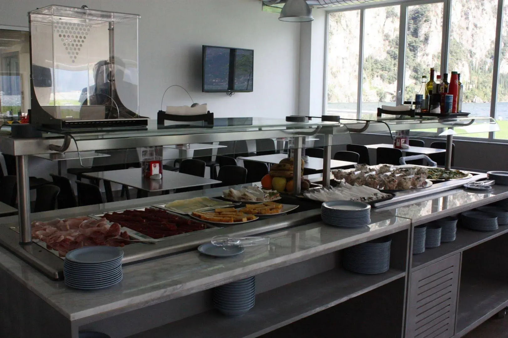 Campione Univela Hostel