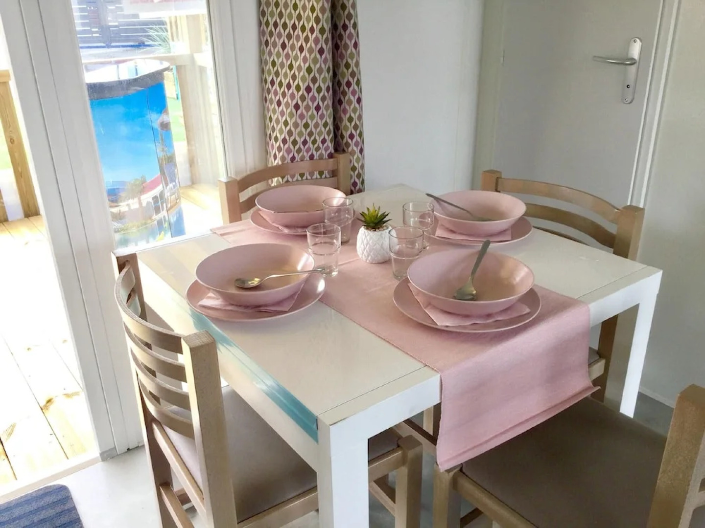 Property With 3 Bedrooms in Les Mathes, With Pool Access and Furnished