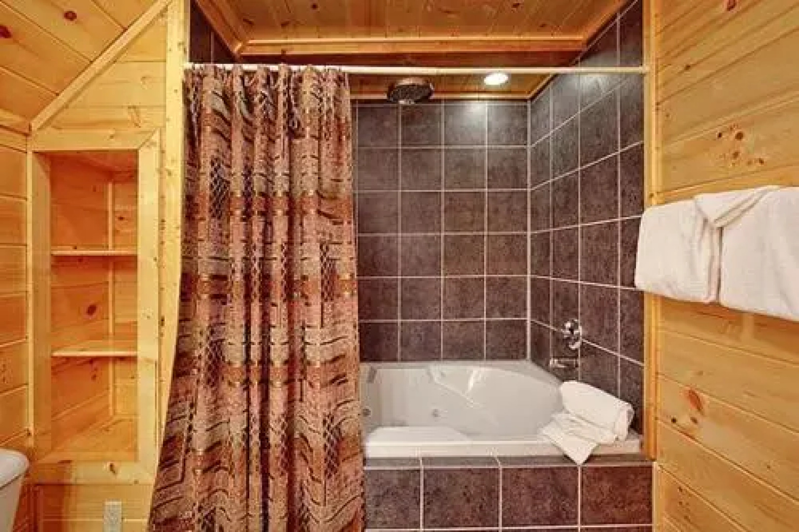 Summit Sanctuary Holiday home