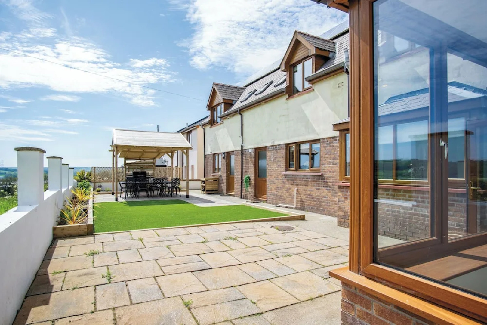 Highfield - 5 Bedroom Holiday Home - Pembroke Dock