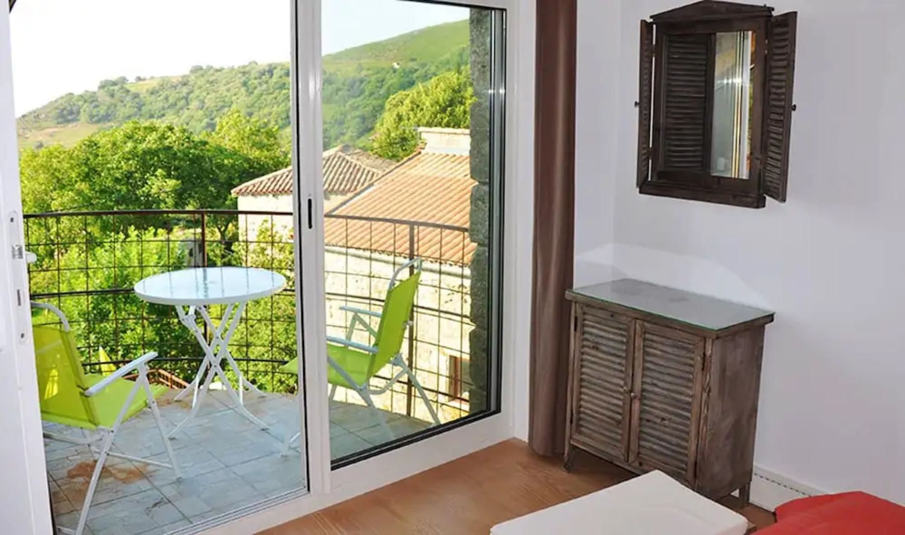 House With 7 Bedrooms in Genestelle, With Private Pool and Enclosed Ga