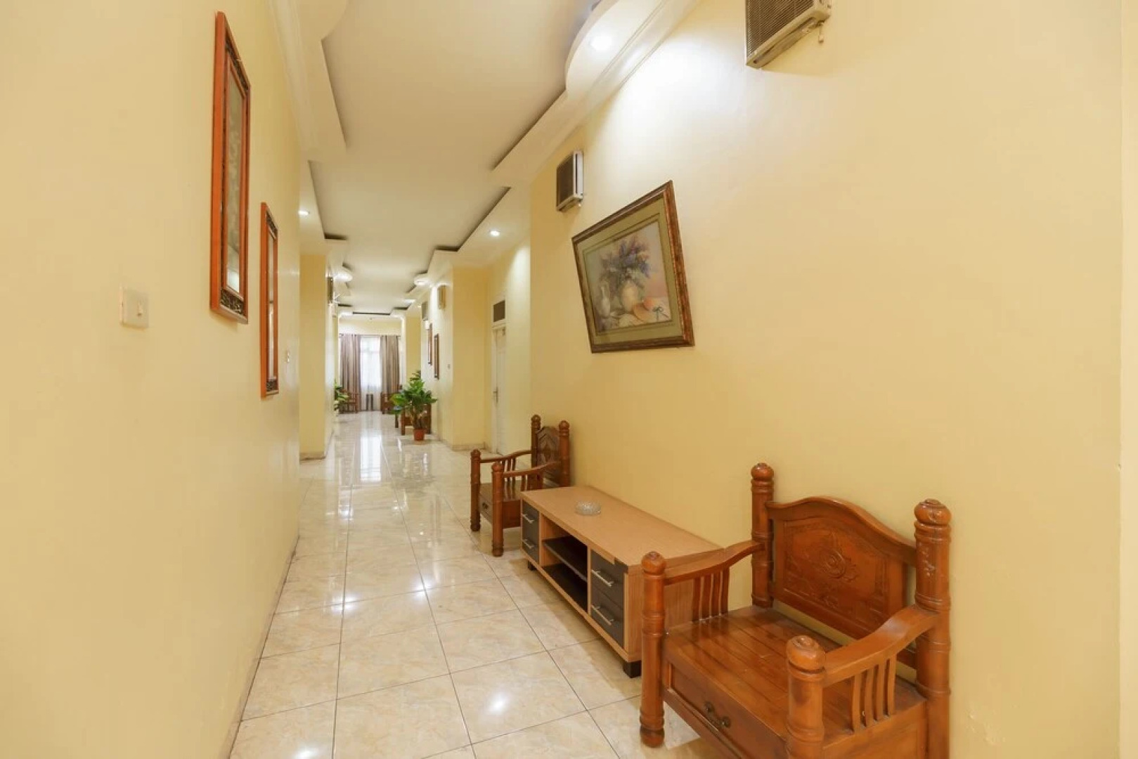 Hotel & Restaurant Sempurna by RedDoorz