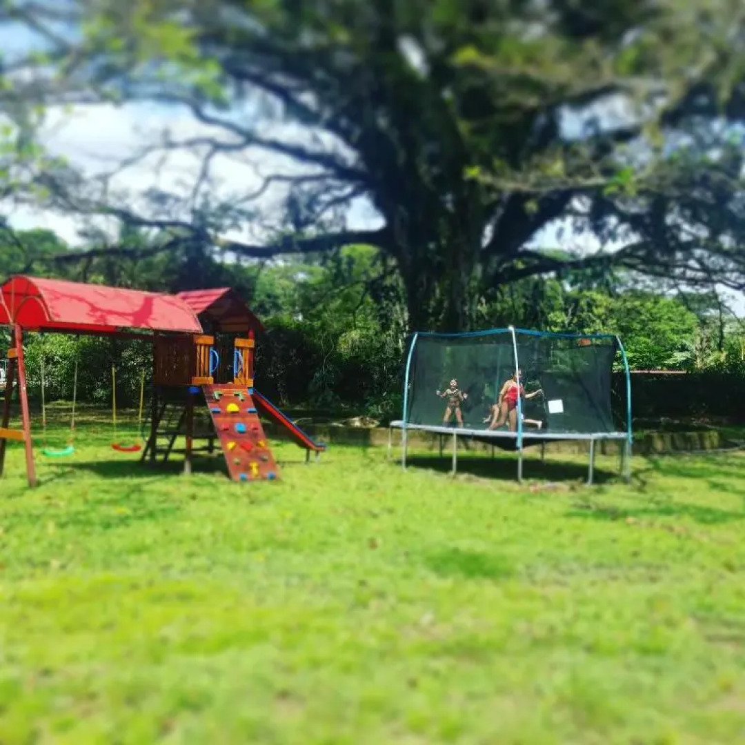 Cesar's Tropical Hotel